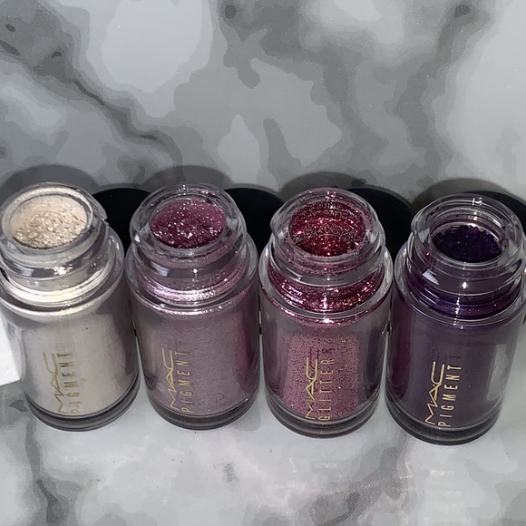 Nocturnals Silver & Violet Set MAC PIGMENT & GLITTER SET - Picture 5 of 17